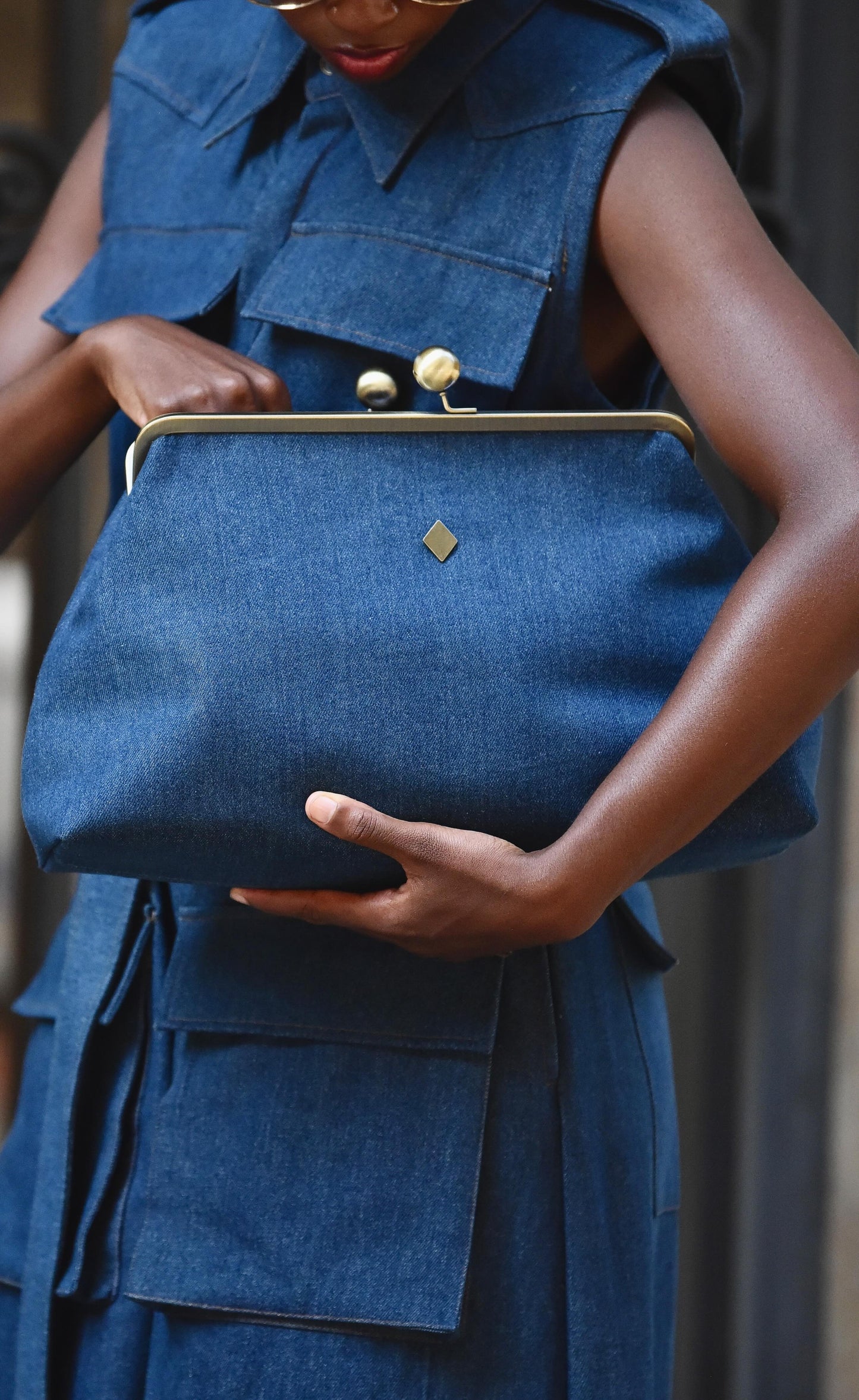 Classic Kiss-lock Closure Adorned Denim Bag