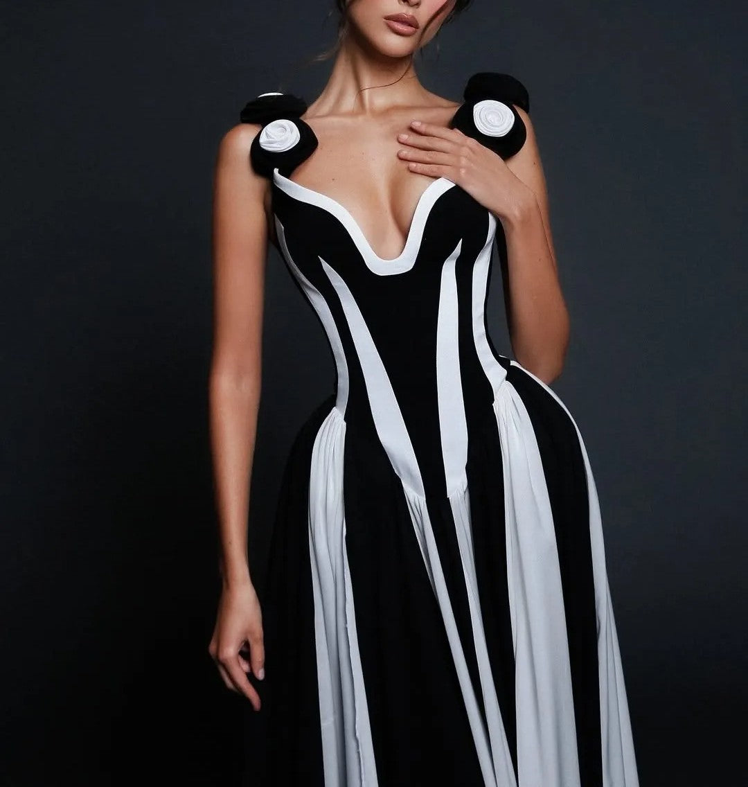 Sleeveless V-Neck Flowers Bandage Maxi Dress