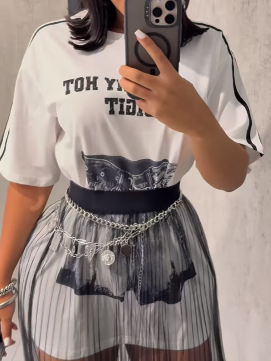 Letter Print T-shirt & Pleated Skirt