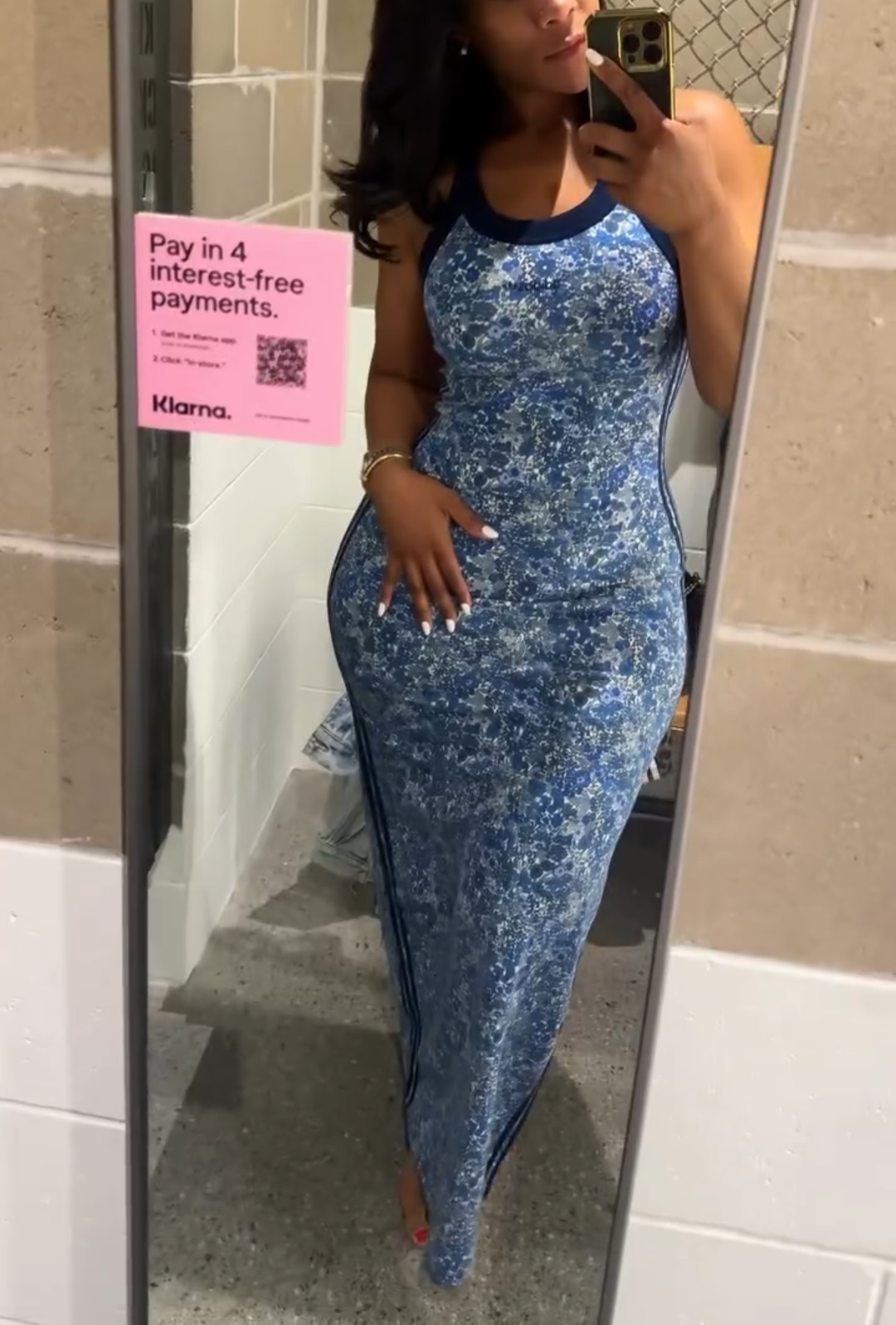 Round Neck Fitted Maxi Dress