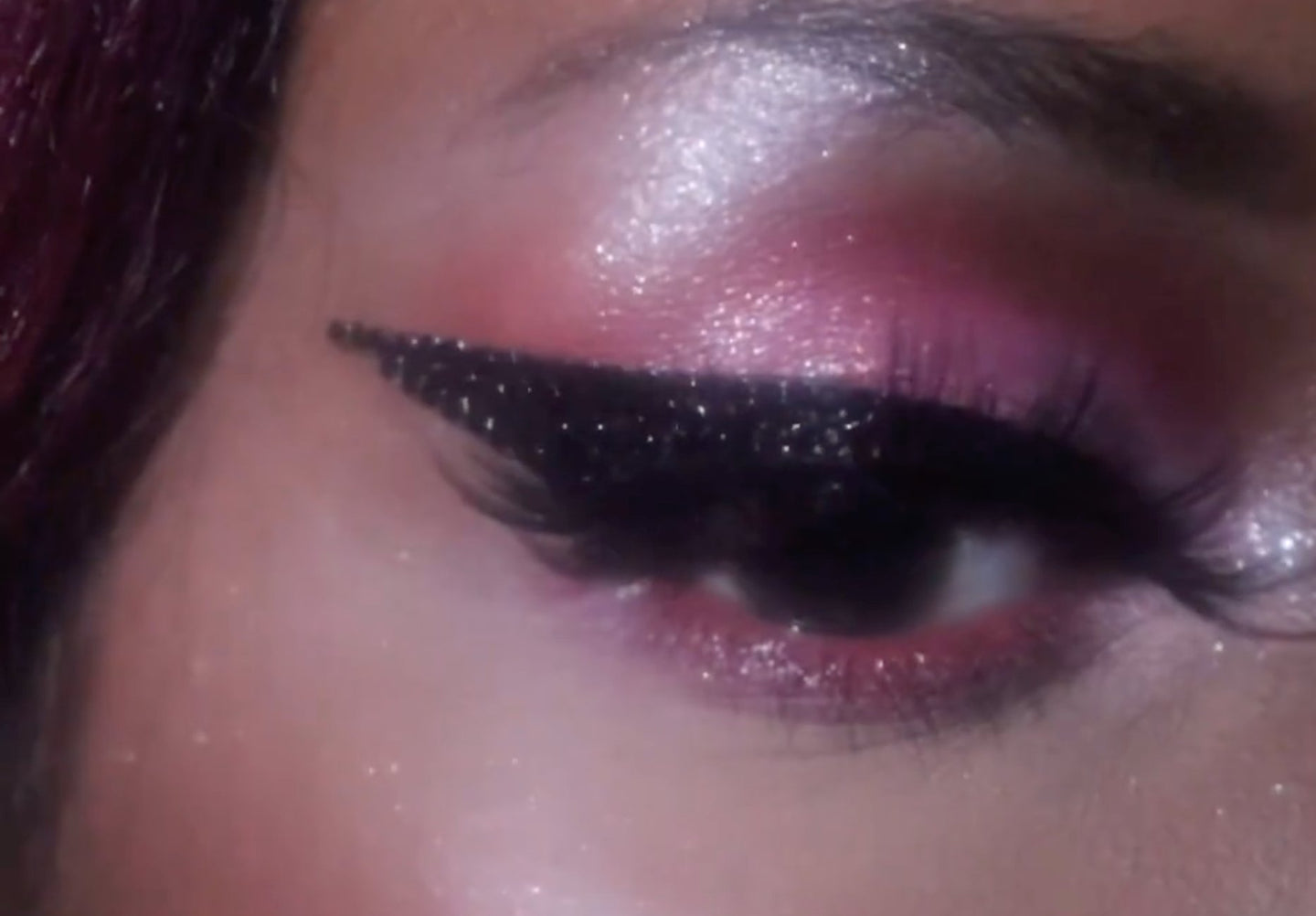 Crystal Crease Eyeliner