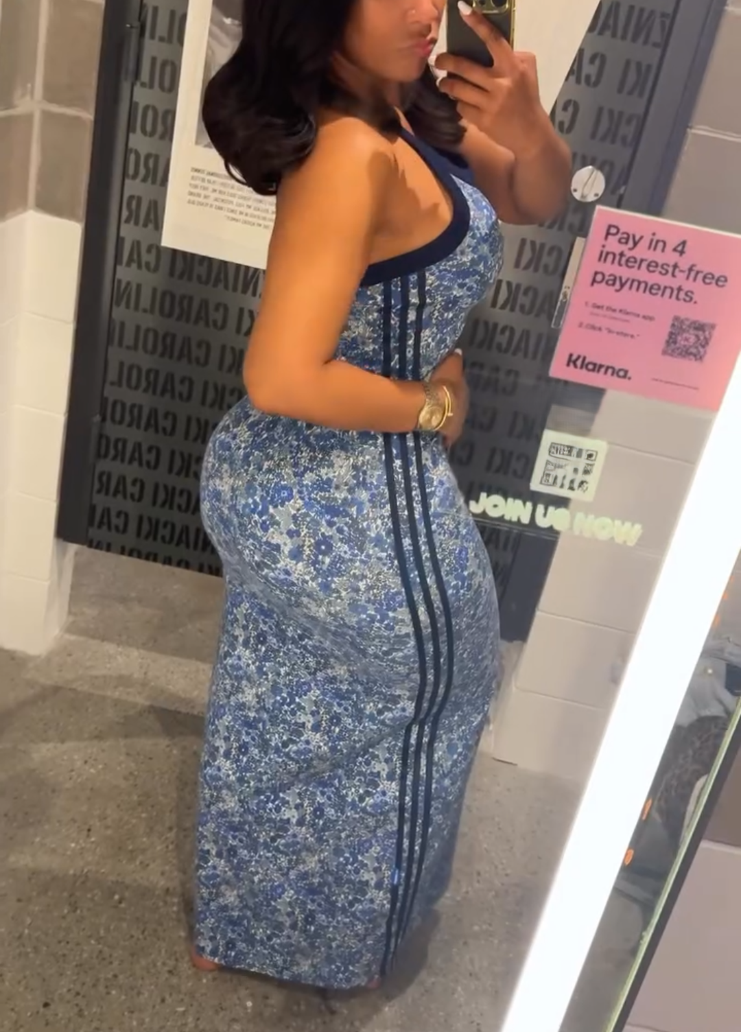 Round Neck Fitted Maxi Dress